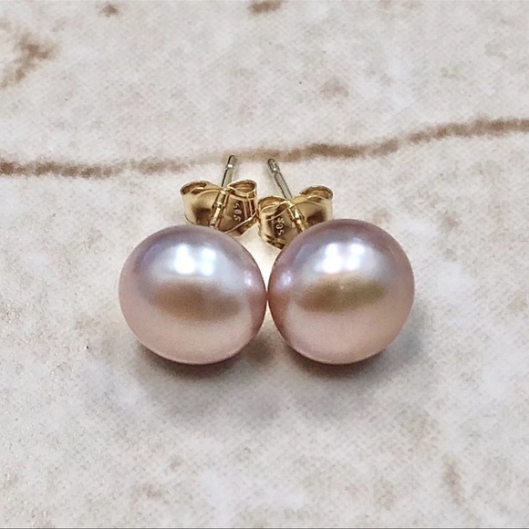 14K Yellow Gold Genuine Pink
Freshwater Pearl Stud Earrings - Pearl
Earrings - Picture 1 of 10